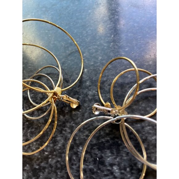 Vintage 1960's EMMONS Clip On Giant Hoop Earrings Silver And Gold 12 Concentric - Picture 6 of 10